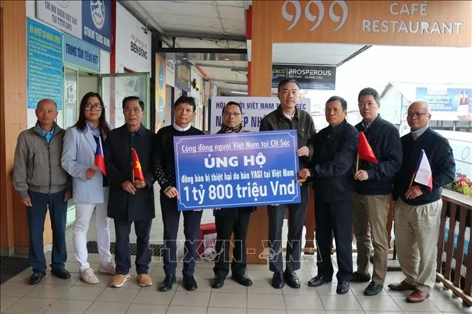 Đại sứ Dương Hoài Nam: Tầm cao mới, cơ hội mới cho quan hệ Việt Nam-Cộng hòa Czech Đại sứ Dương Hoài Nam: Tầm cao mới, cơ hội mới cho quan hệ Việt Nam-Cộng hòa Czech