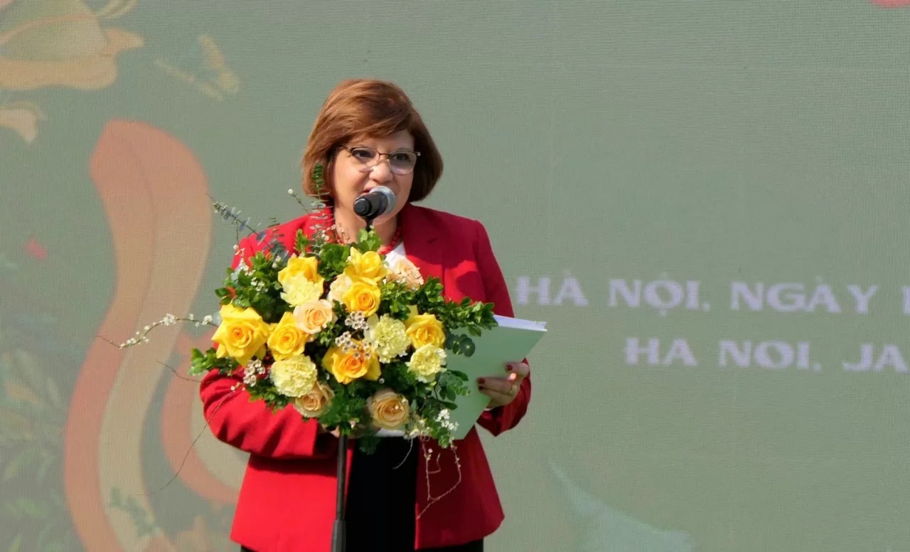 Hương sắc Tết Việt 'tô điểm' ngoại giao văn hoá, gắn kết tình hữu nghị quốc tế Hương sắc Tết Việt 'tô điểm' ngoại giao văn hoá, gắn kết tình hữu nghị quốc tế
