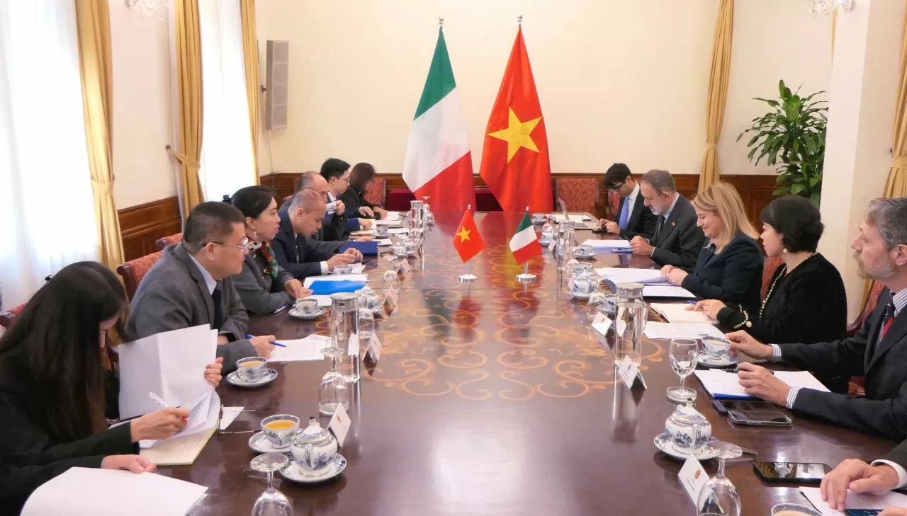 Toàn cảnh buổi làm việc. (Ảnh: Thành Long) 