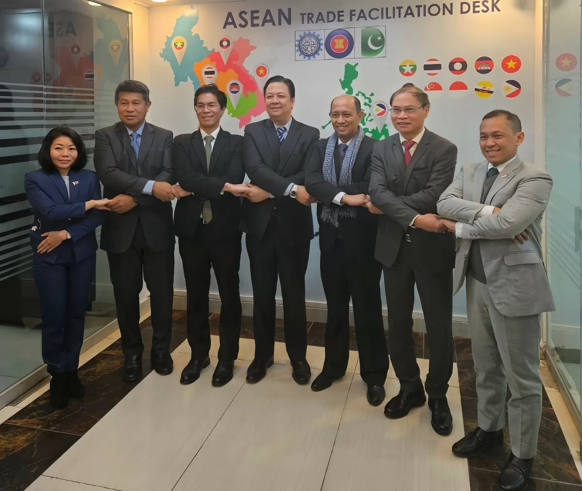 tăng cường cung cấp thông tin, thúc đẩy quan hệ kinh tế, thương mại giữa việt nam và pakistan