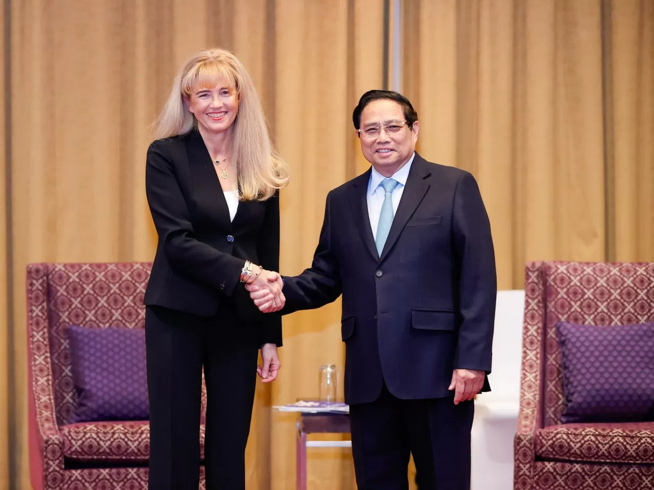 Thủ tướng Phạm Minh Chính tiếp các tập đoàn lớn của Ba Lan