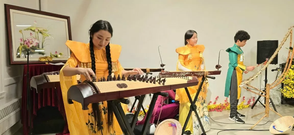 Lụa, áo dài và thủ công mỹ nghệ: Kết nối tinh hoa văn hóa Việt với thế giới từ San Francisco Lụa, áo dài và thủ công mỹ nghệ: Kết nối tinh hoa văn hóa Việt với thế giới từ San Francisco