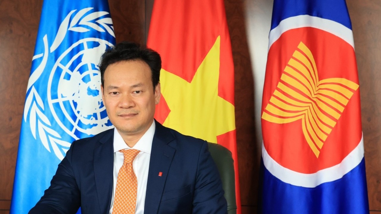 dai su mai phan dung tham gia wef davos 2025 viet nam nam bat don dau de vuon minh phat trien dot pha trong ky nguyen thong minh