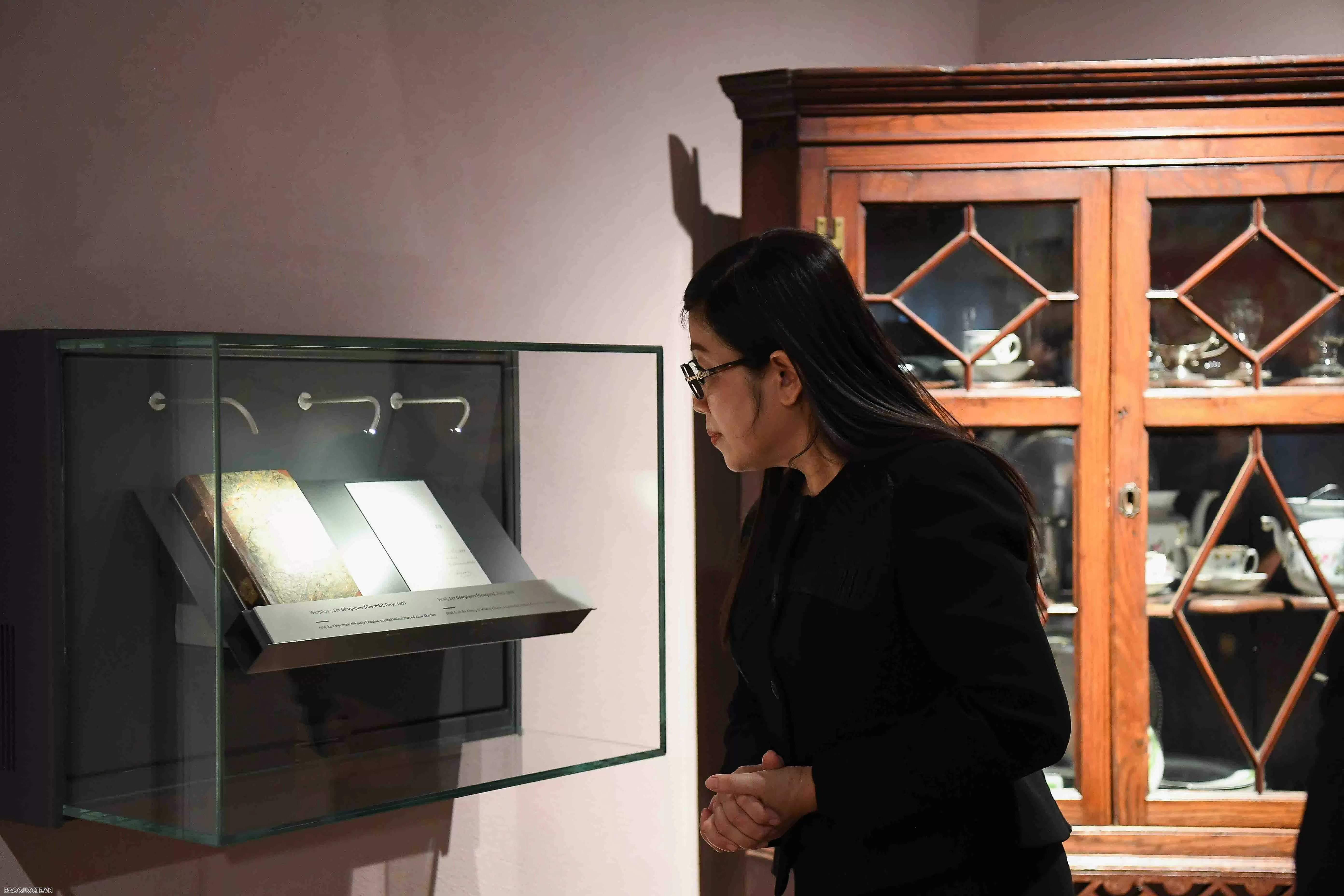 Món quà đặc biệt từ Việt Nam của Phu nhân Thủ tướng tặng các em nhỏ tại Ba Lan