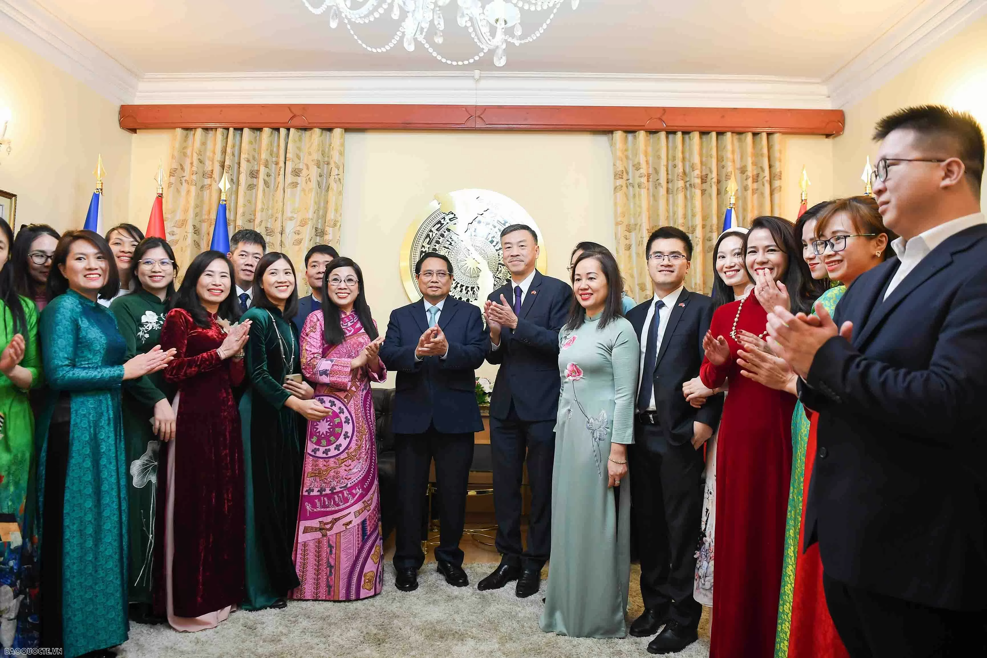 Thủ tướng Phạm Minh Chính và Phu nhân gặp gỡ bà con kiều bào Việt Nam tại Czech