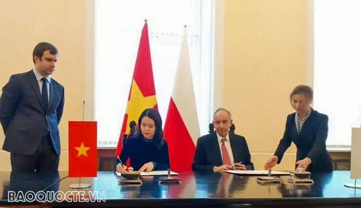 Việt Nam-Ba Lan ký kết Biên bản ghi nhớ hợp tác trong lĩnh vực ngoại giao