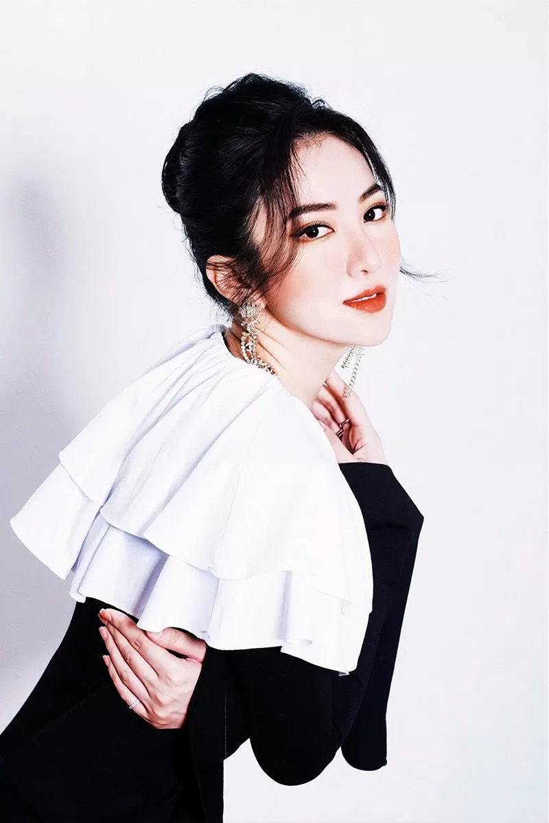 Trần Kiều Oanh - Ái nữ Tập đoàn Vinh Thịnh Vượng gây ấn tượng với ngoại hình nổi bật