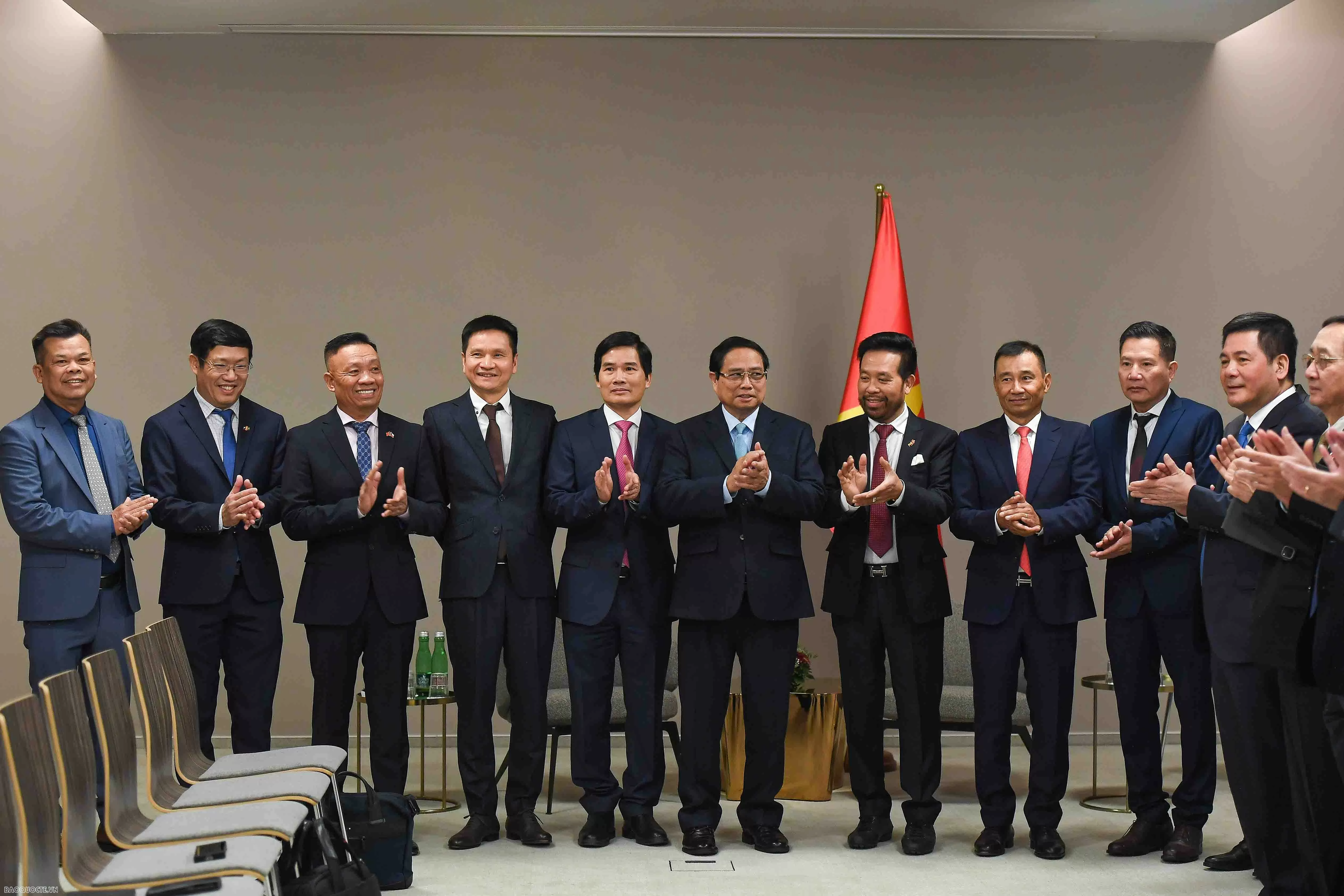 Thủ tướng tiếp 10 doanh nghiệp tiêu biểu Thủ tướng tiếp 10 doanh nghiệp tiêu biểu