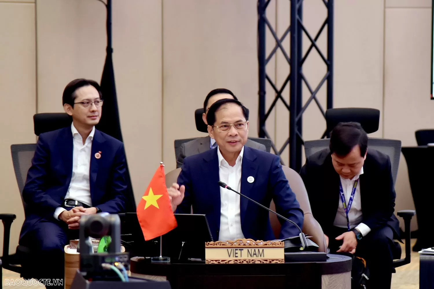 Hội nghị hẹp Bộ trưởng Ngoại giao ASEAN chính thức khởi động Năm ASEAN 2025 Hội nghị hẹp Bộ trưởng Ngoại giao ASEAN chính thức khởi động Năm ASEAN 2025