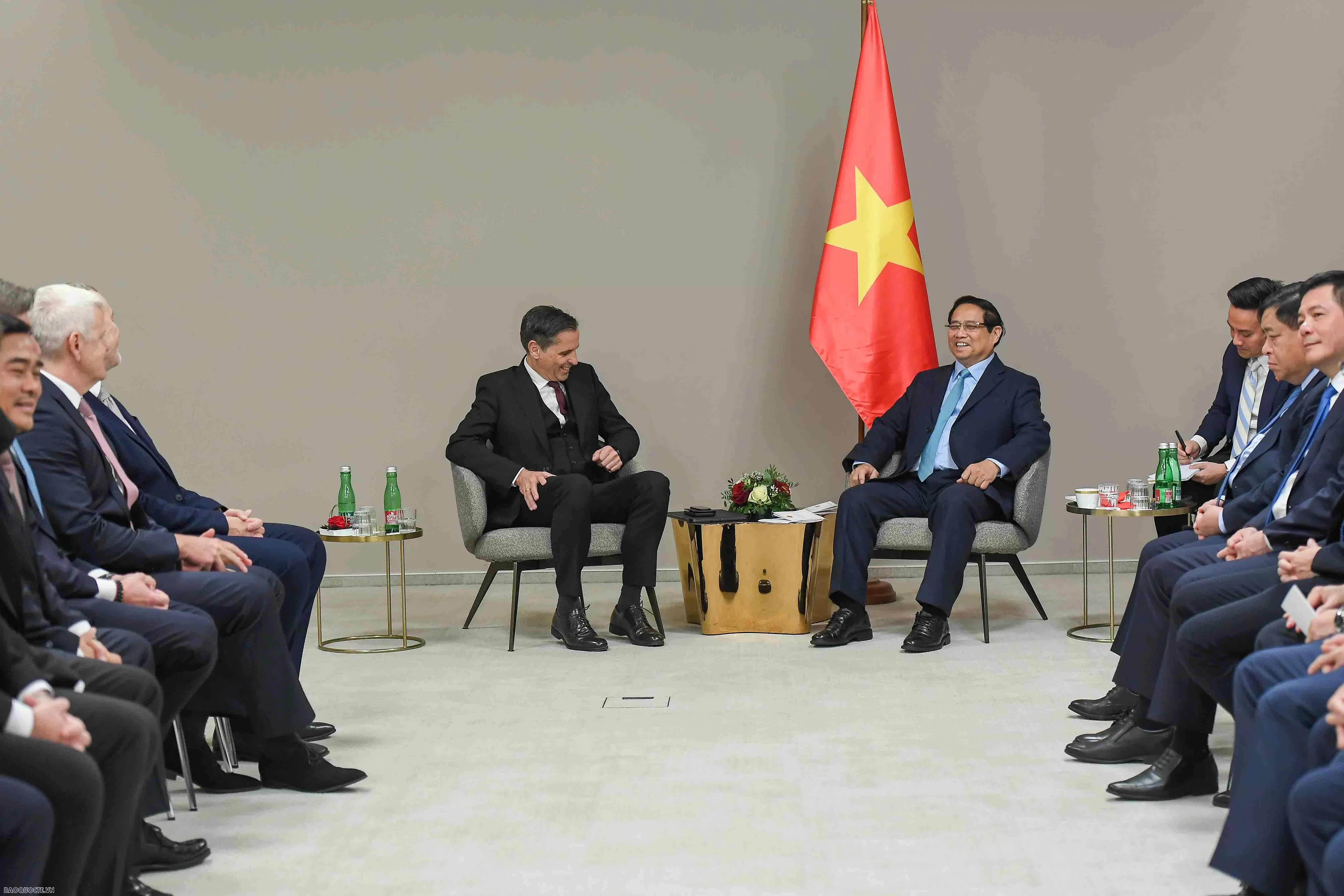 Thủ tướng tiếp Tập đoàn ô tô của Czech