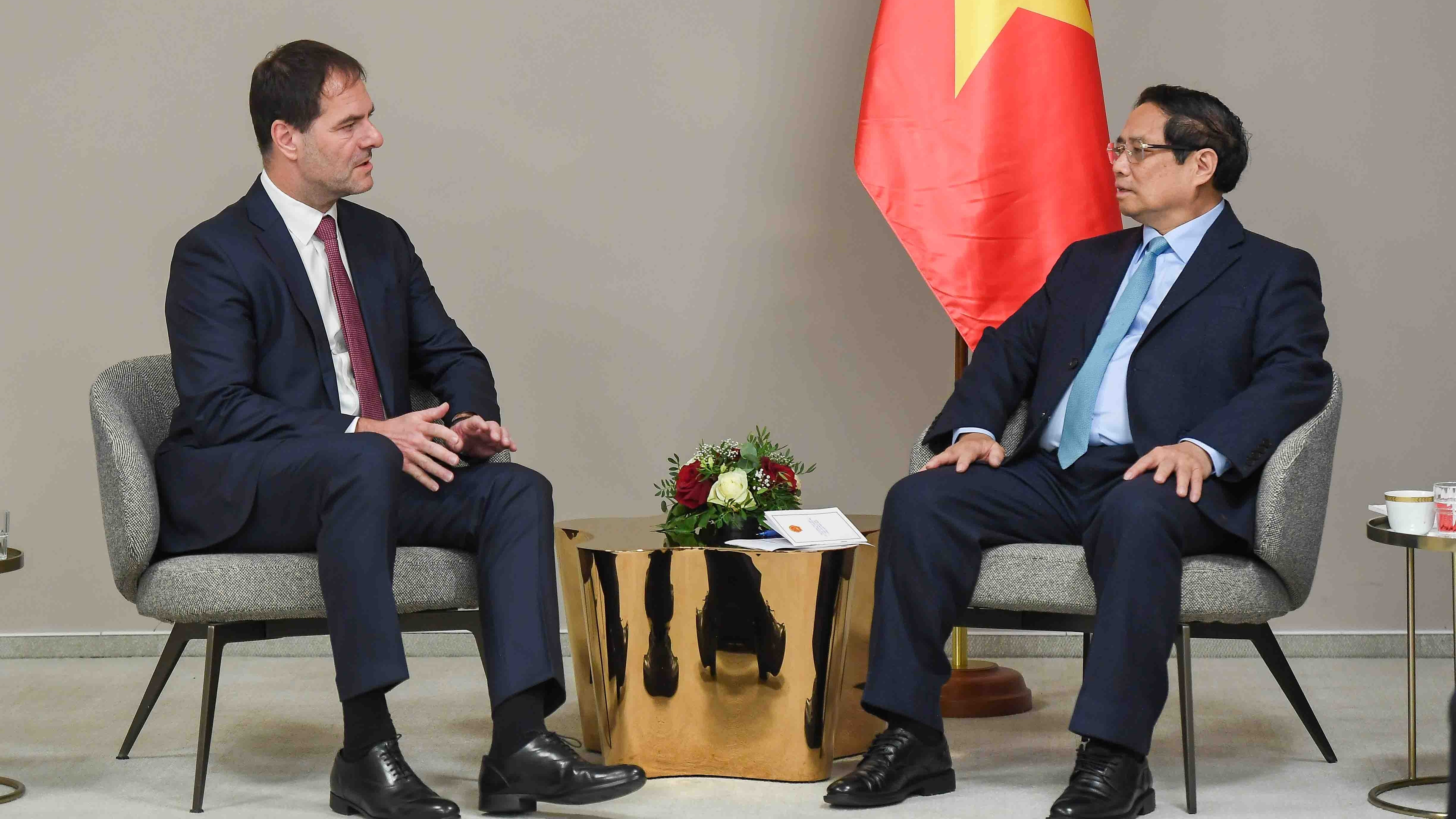 thu tuong pham minh chinh tiep lanh dao tap doan quoc te ppf va tap doan home credit