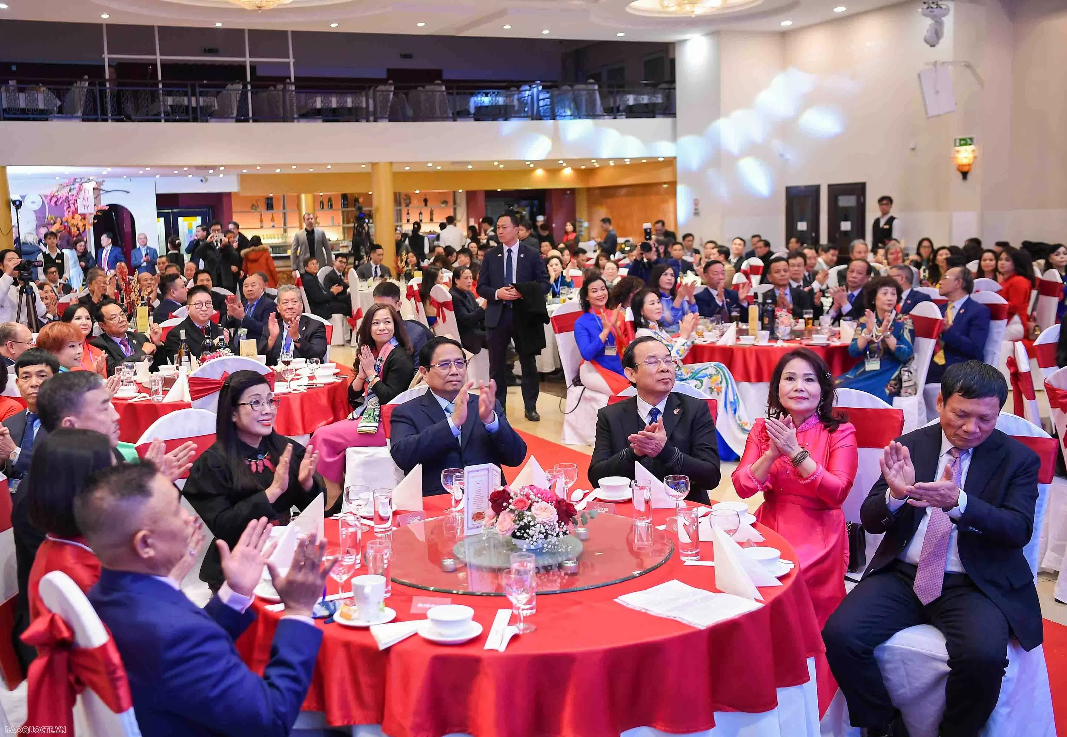 Thủ tướng Phạm Minh Chính thông tin về n=tin vui đặc biết đối với bà con ở Czech Thủ tướng Phạm Minh Chính thông tin về n=tin vui đặc biết đối với bà con ở Czech