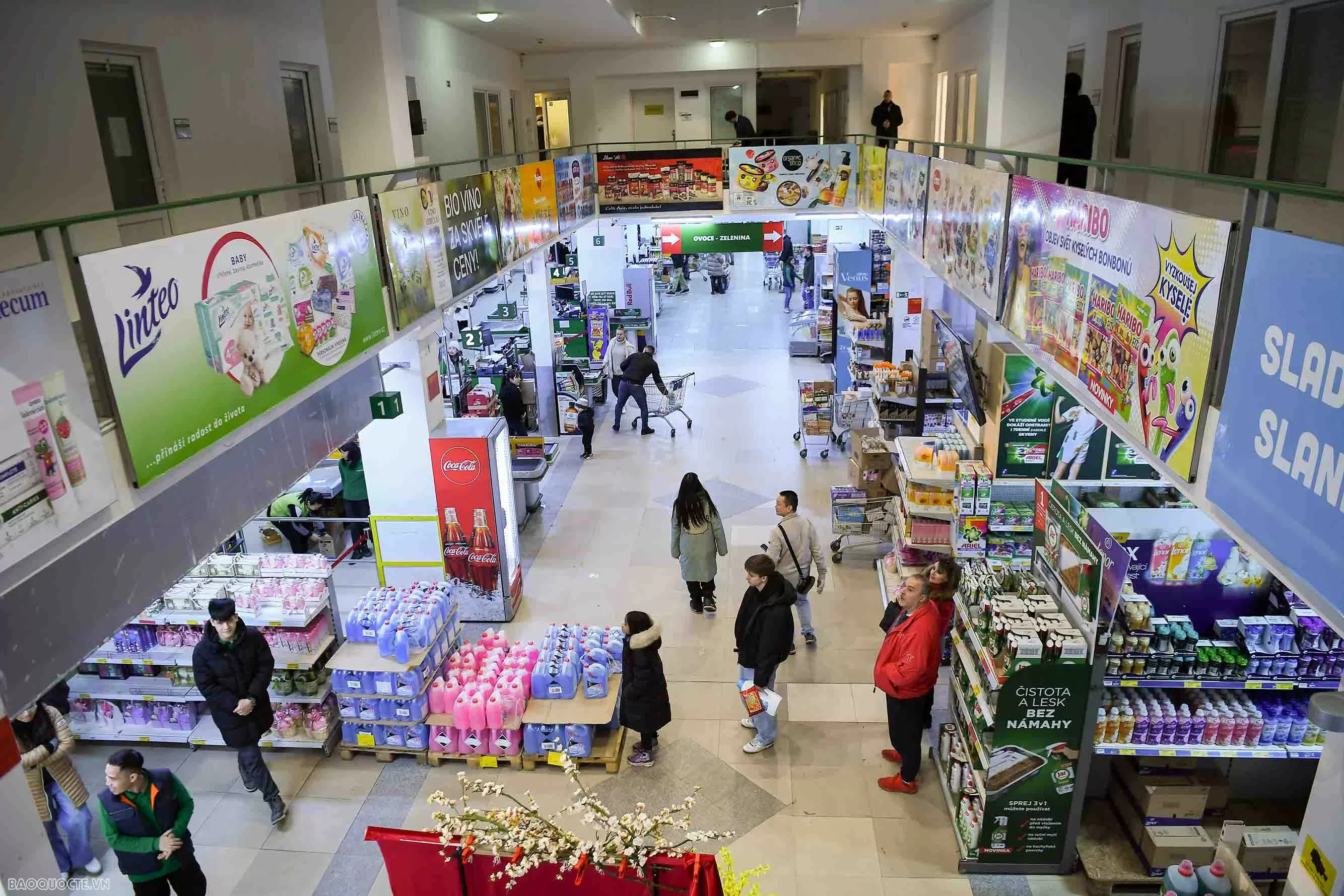 Thủ tướng hoan nghênh việc kinh doanh bài bản của Tập đoàn Tam Đa; đề nghị tiếp tục đa dạng hóa thị trường, sản phẩm, chuỗi cung ứng, mở rộng địa bàn hoạt động, kể cả nước khác, đẩy mạnh vận chuyển hàng hóa bằng đường hàng không… và chú trọng xây dựng các thương hiệu Việt, nhất là hải sản đang tiêu thụ tốt.