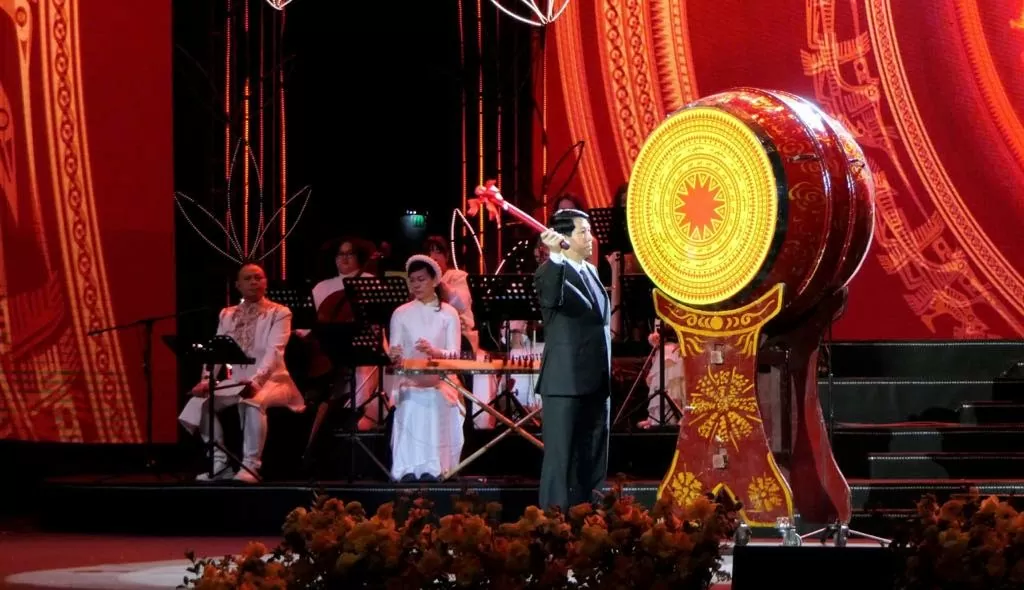 Ấn tượng đêm giao lưu nghệ thuật Xuân Quê hương 2025 Ấn tượng đêm giao lưu nghệ thuật Xuân Quê hương 2025