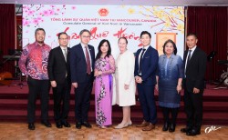 Nồng ấm, ngập tràn hương vị Tết tại chương trình Xuân Quê hương ở Vancouver