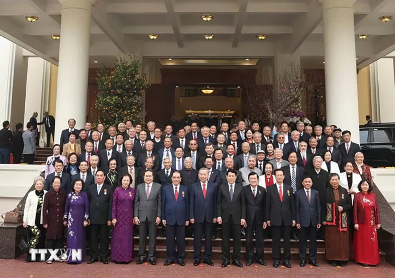 Đồng lòng vượt qua khó khăn, thách thức, đưa đất nước phát triển nhanh, bền vững trong kỷ nguyên mới