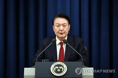 Hàn Quốc: Thế giằng co giữa các nhà điều tra và Tổng thống, ông Yoon Suk Yeol bị giam biệt lập Hàn Quốc: Thế giằng co giữa các nhà điều tra và Tổng thống, ông Yoon Suk Yeol bị giam biệt lập