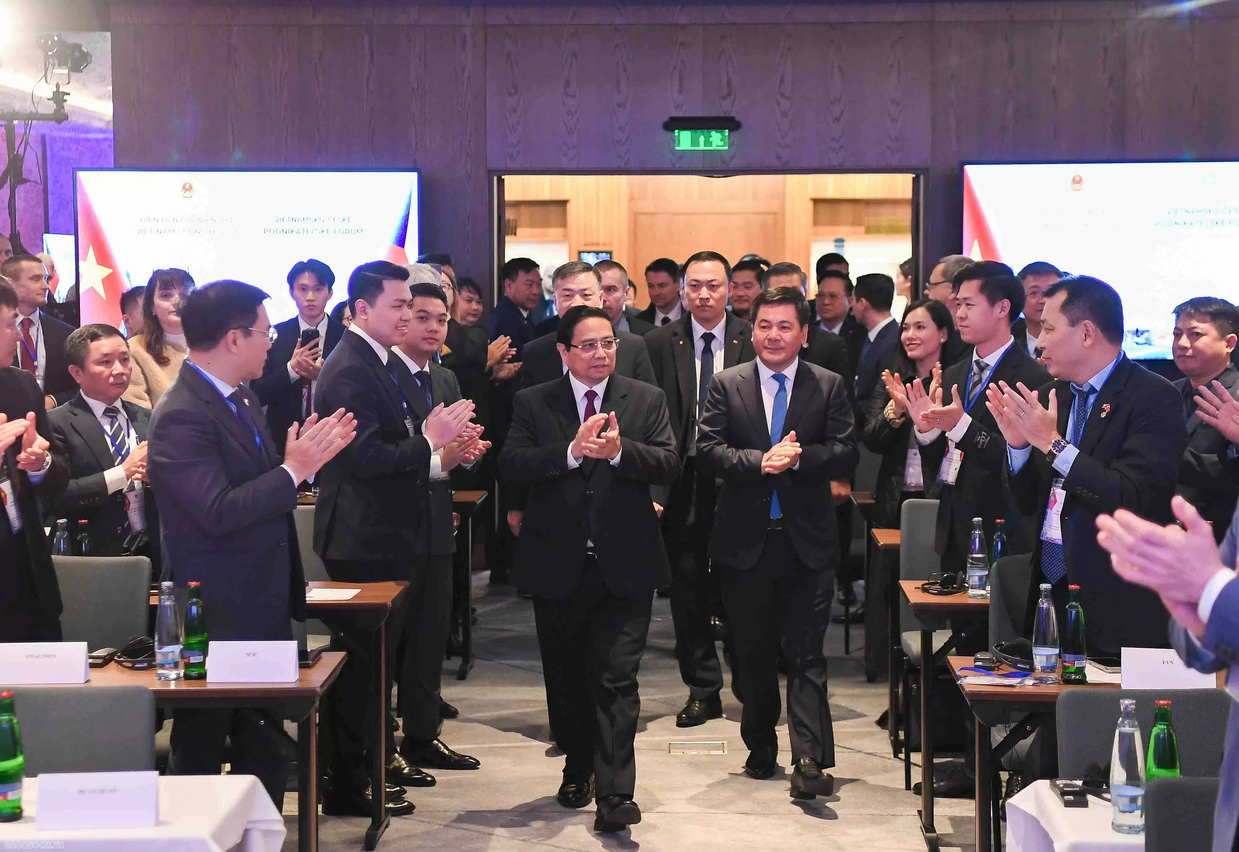 Diễn đàn doanh nghiệp Diễn đàn doanh nghiệp