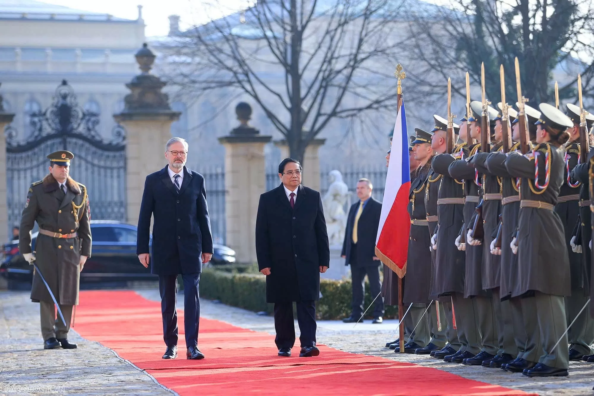 Lễ đón chính thức Thủ tướng Phạm Minh Chính thăm chính thức Czech