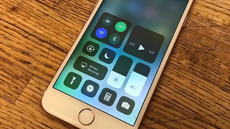 Cách sử dùng Control Center trên iPhoneiPad đơn giản, hiệu quả Cách sử dùng Control Center trên iPhoneiPad đơn giản, hiệu quả