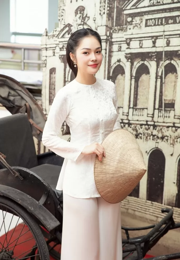 Diễn viên Dương Cẩm Lynh Diễn viên Dương Cẩm Lynh