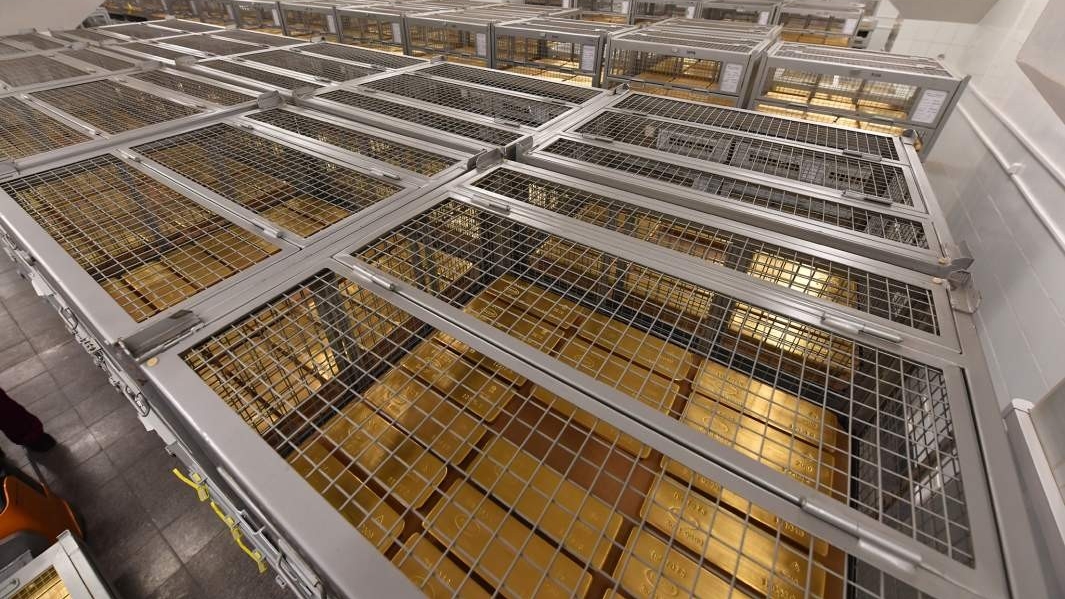 gia vang hom nay 172025 gia vang lap lanh tro lai co yeu to moi quyet dinh huong di nha dau tu da lac quan hon