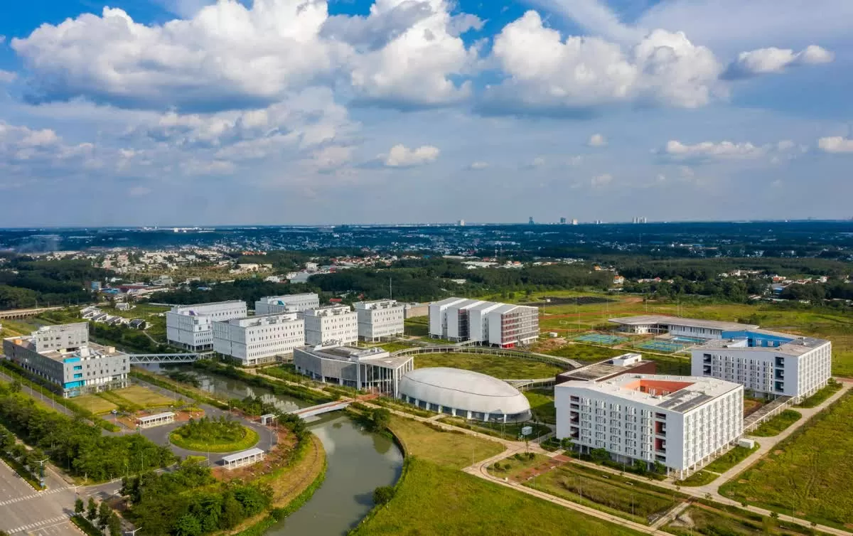 Kinh tế Việt Nam trong kỷ nguyên vươn mình (kỳ II): Gom góp đủ 'tài sản' lớn, tự tin vươn mình Kinh tế Việt Nam trong kỷ nguyên vươn mình (kỳ II): Gom góp đủ 'tài sản' lớn, tự tin vươn mình