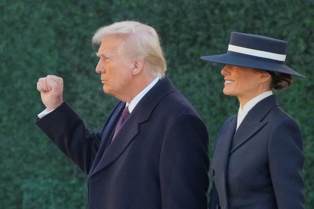 Ái nữ, quý tử nhà ông Donald Trump cùng xuất hiện tại một sự kiện trước lễ nhậm chức Tổng thống Mỹ