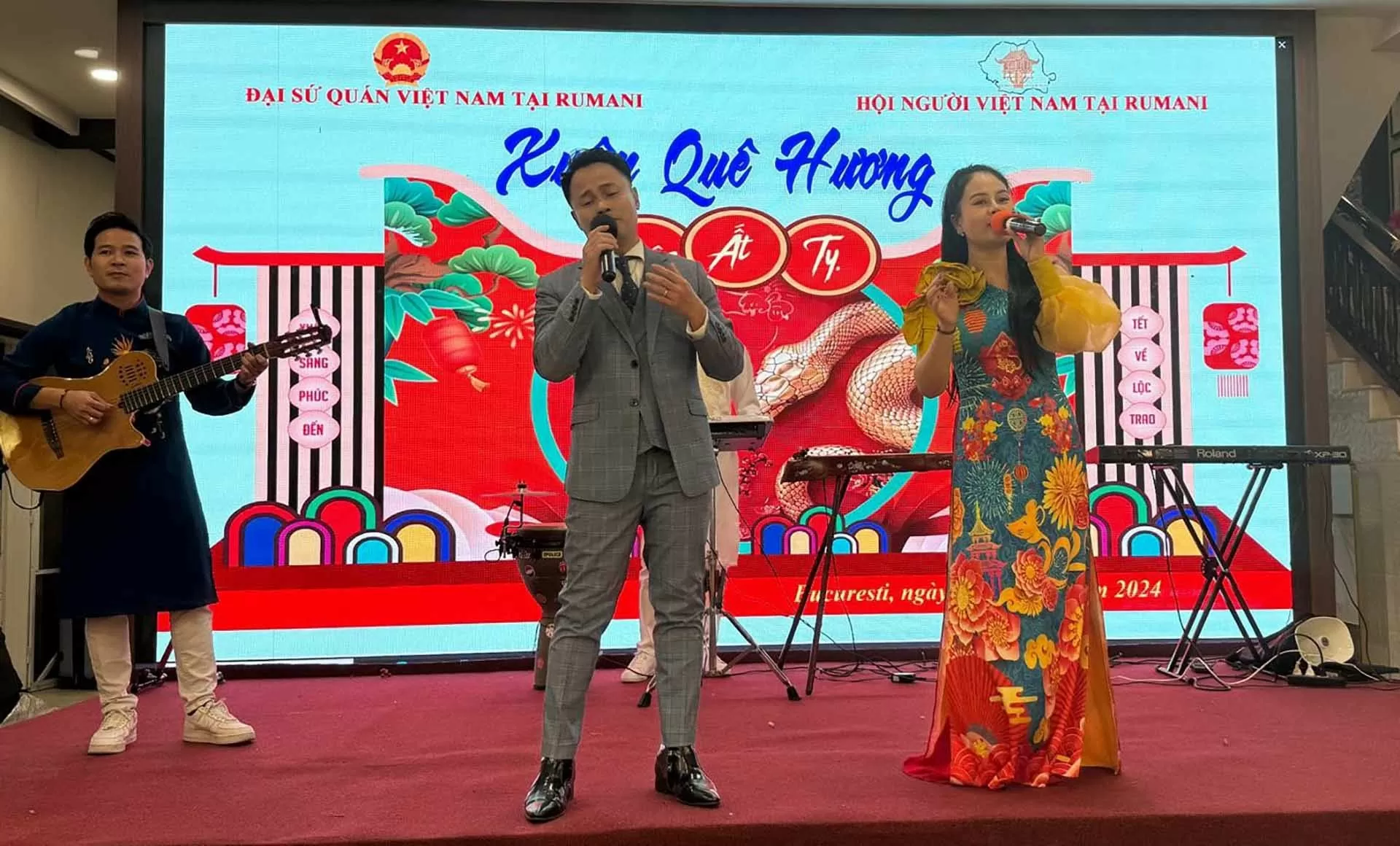 Tưng bừng đón Xuân Quê hương 2025 tại Romania Tưng bừng đón Xuân Quê hương 2025 tại Romania
