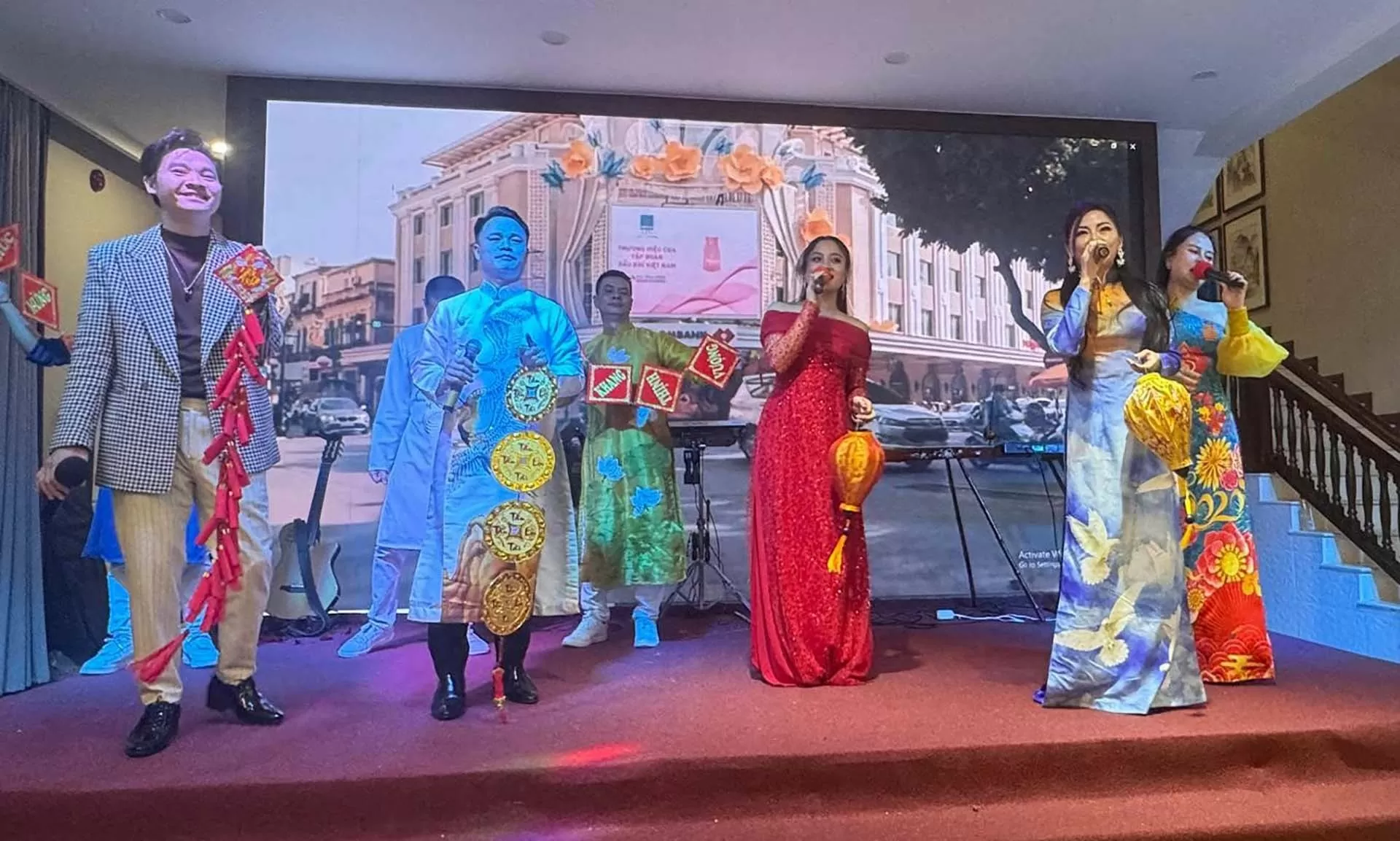 Tưng bừng đón Xuân Quê hương 2025 tại Romania Tưng bừng đón Xuân Quê hương 2025 tại Romania