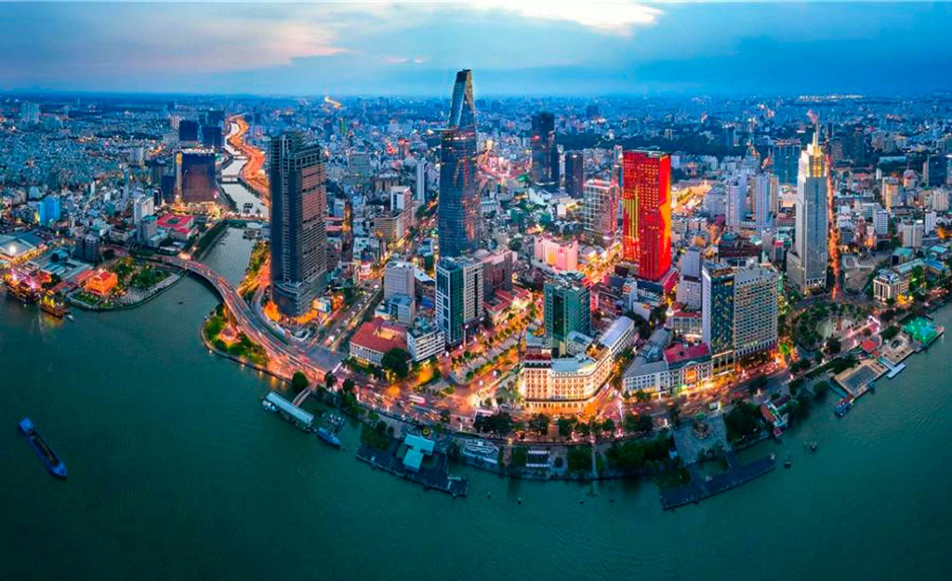Việt Nam có thể tận dụng cơ hội, chuyển hóa thách thức thành động lực phát triển, vững bước tiến vào kỷ nguyên mới - kỷ nguyên vươn mình của dân tộc Việt Nam. Việt Nam có thể tận dụng cơ hội, chuyển hóa thách thức thành động lực phát triển, vững bước tiến vào kỷ nguyên mới - kỷ nguyên vươn mình của dân tộc Việt Nam.