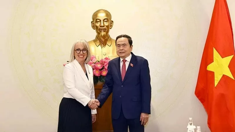 Việt Nam luôn ủng hộ những nỗ lực của cộng đồng Pháp ngữ trong ứng phó với biến đổi khí hậu