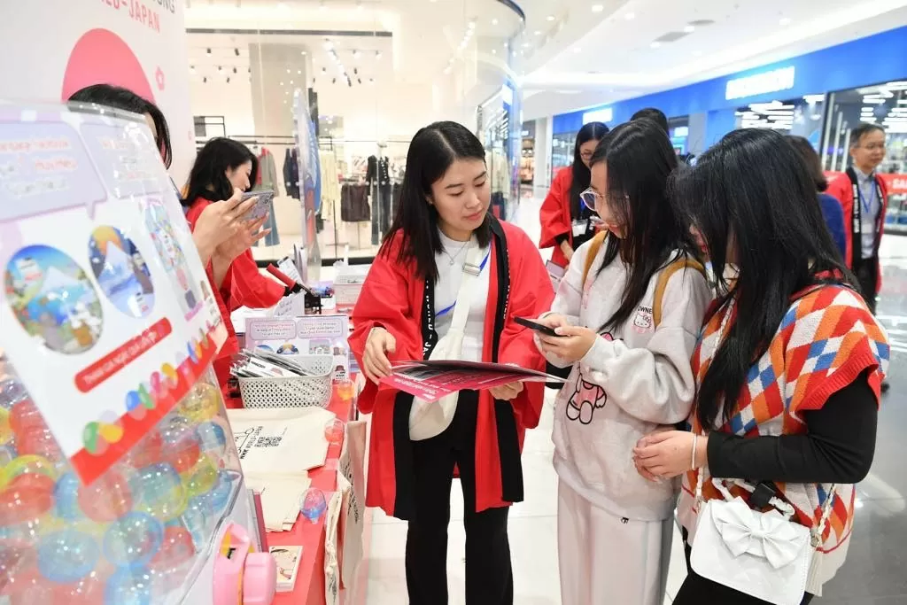 Đài NHK giới thiệu dịch vụ tiếng Việt tới đông đảo công chúng tại Việt Nam Đài NHK (Nhật Bản) giới thiệu dịch vụ tiếng Việt tới đông đảo công chúng tại Việt Nam
