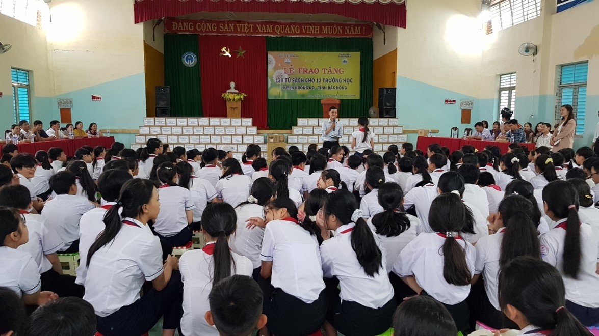 TSNA trao tặng 120 tủ sách cho 12 trường học Huyện Krông Nô - Tỉnh Đắk Nông ngày 02/10/2020
