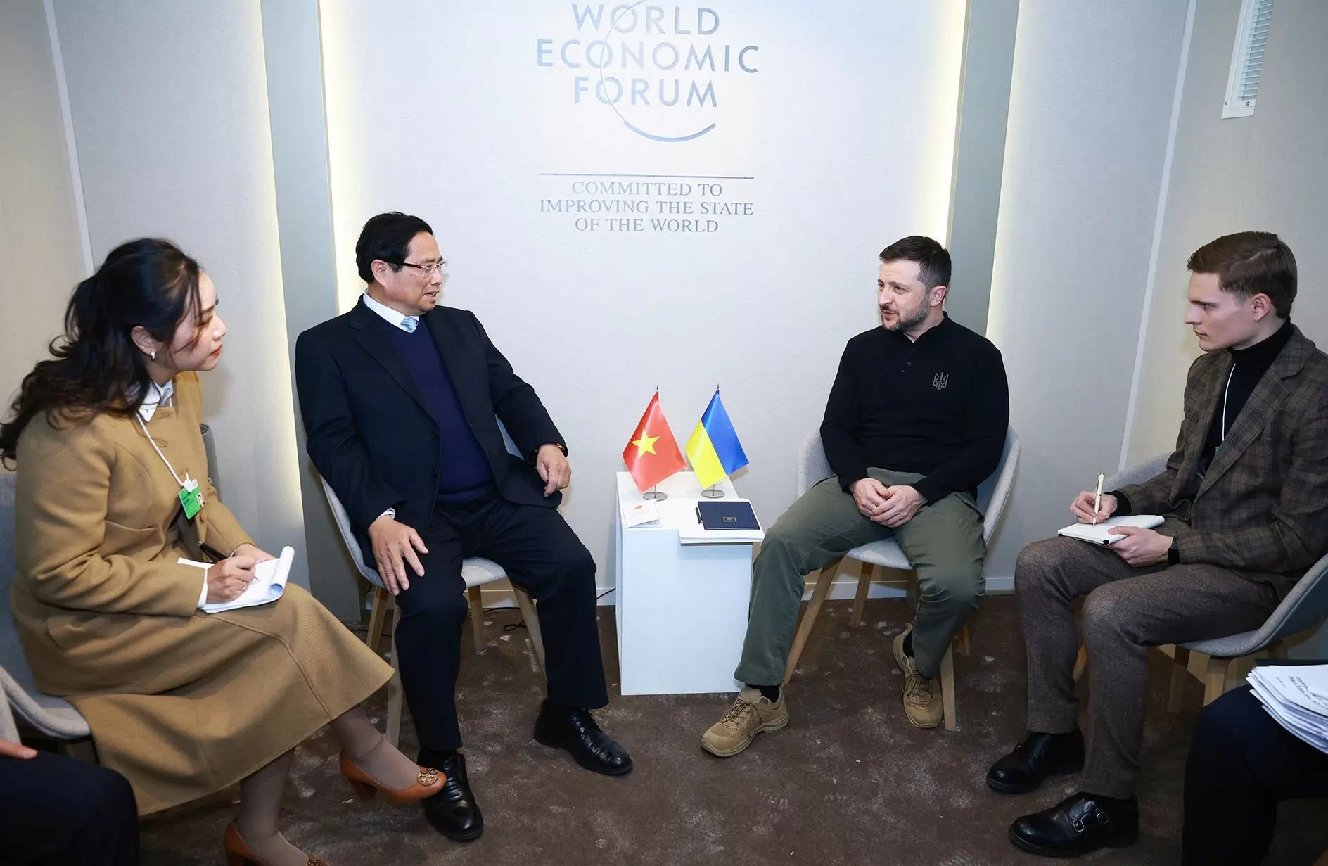 Thủ tướng Phạm Minh Chính gặp lãnh đạo các nước tham dự Hội nghị WEF Davos 2025
