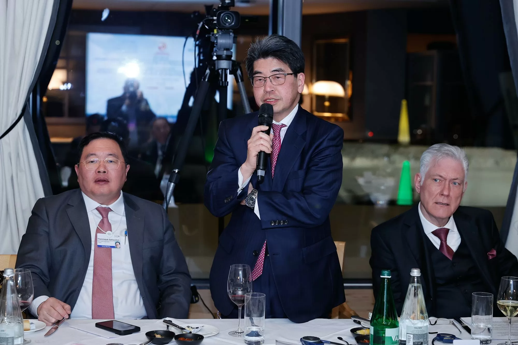 Ông Nobumitsu Hayashi, Thống đốc Ngân hàng Hợp tác quốc tế Nhật Bản (JBIC) cho biết theo khảo sát gần đây, Việt Nam là điểm đến hấp dẫn thứ nhì với các doanh nghiệp Nhật Bản - Ảnh: VGP/Nhật Bắc