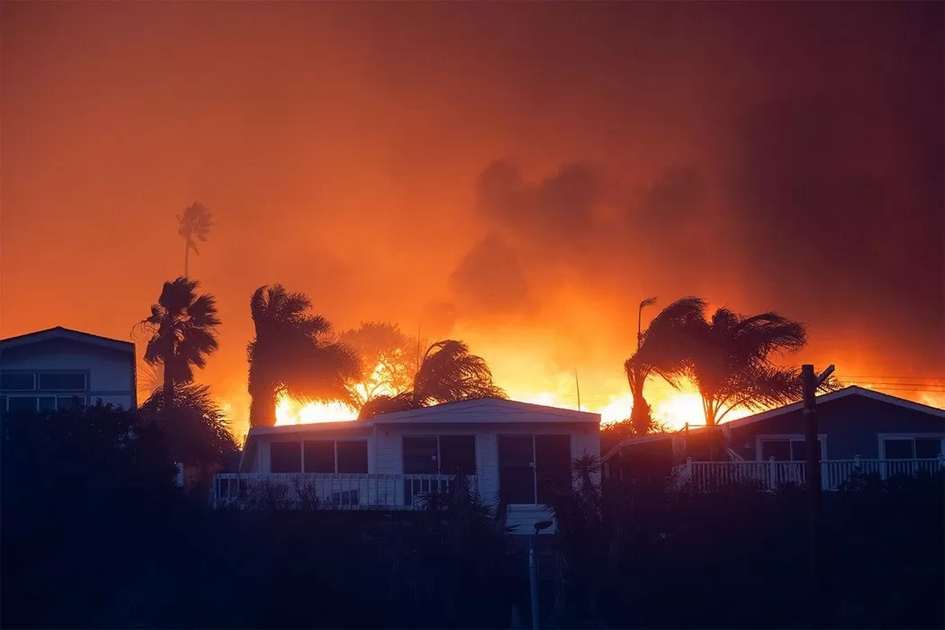 Cháy rừng ở Mỹ: Cảnh báo thời tiết nguy hiểm tại khu vực Nam bang California