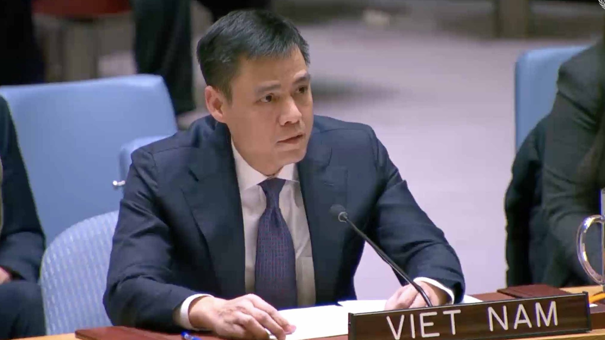 viet nam hoan nghenh cac thoa thuan ngung ban tai trung dong