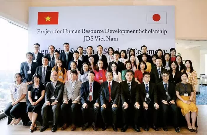 Giáo dục Giáo dục