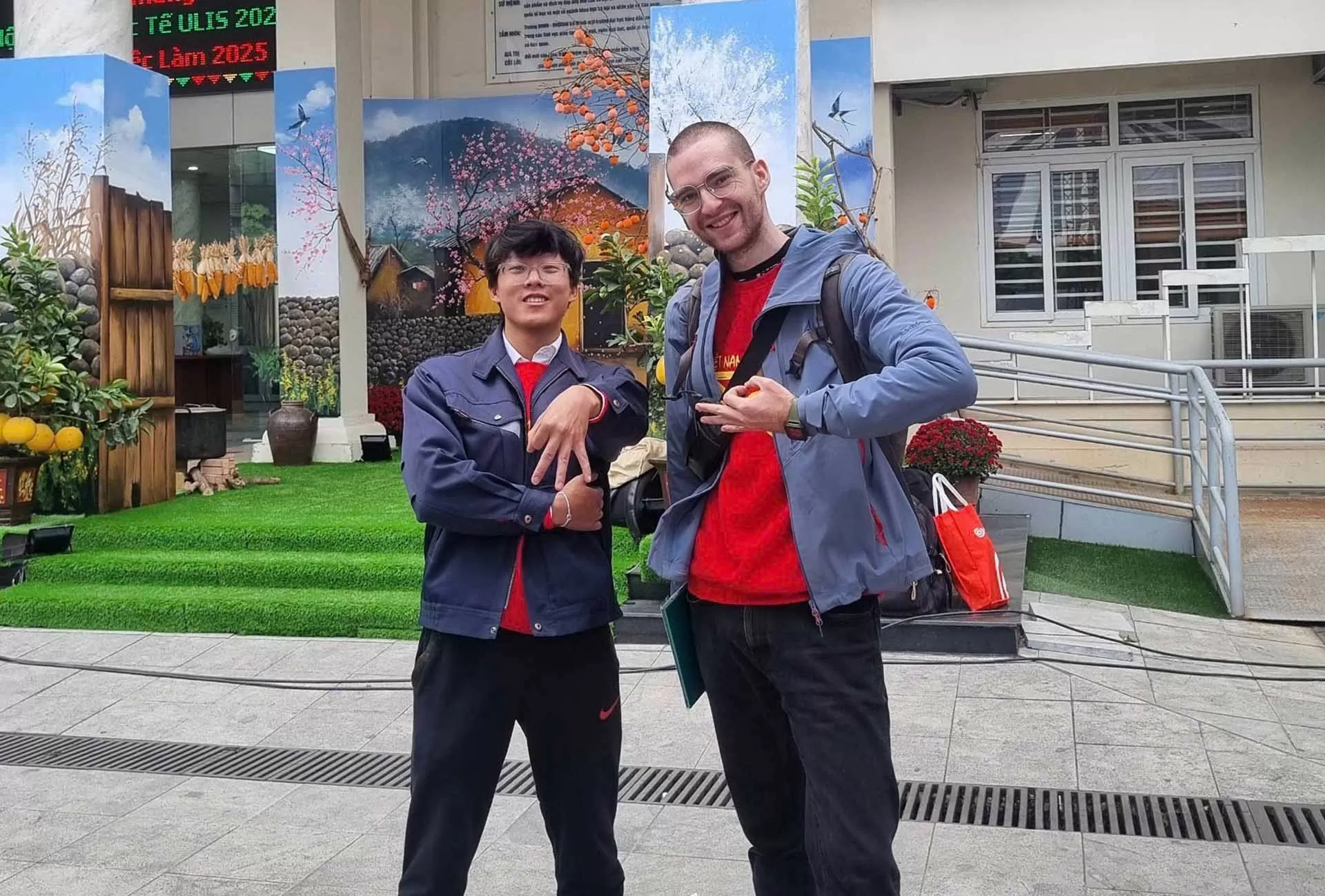 Sinh viên quốc tế: ‘Phải lòng’ Tết Việt