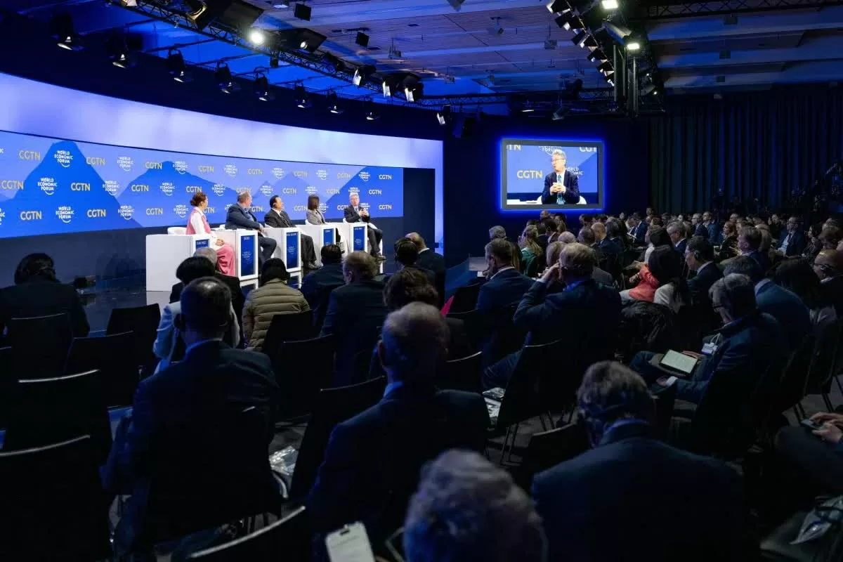 WEF Davos 2025: Tìm lại động lực tăng trưởng, chuyên gia khuyên Trung Quốc nên quay lại làm tốt vai trò 'công xưởng thế giới' WEF Davos 2025: Tìm lại động lực tăng trưởng, chuyên gia khuyên Trung Quốc nên quay lại làm tốt vai trò 'công xưởng thế giới'