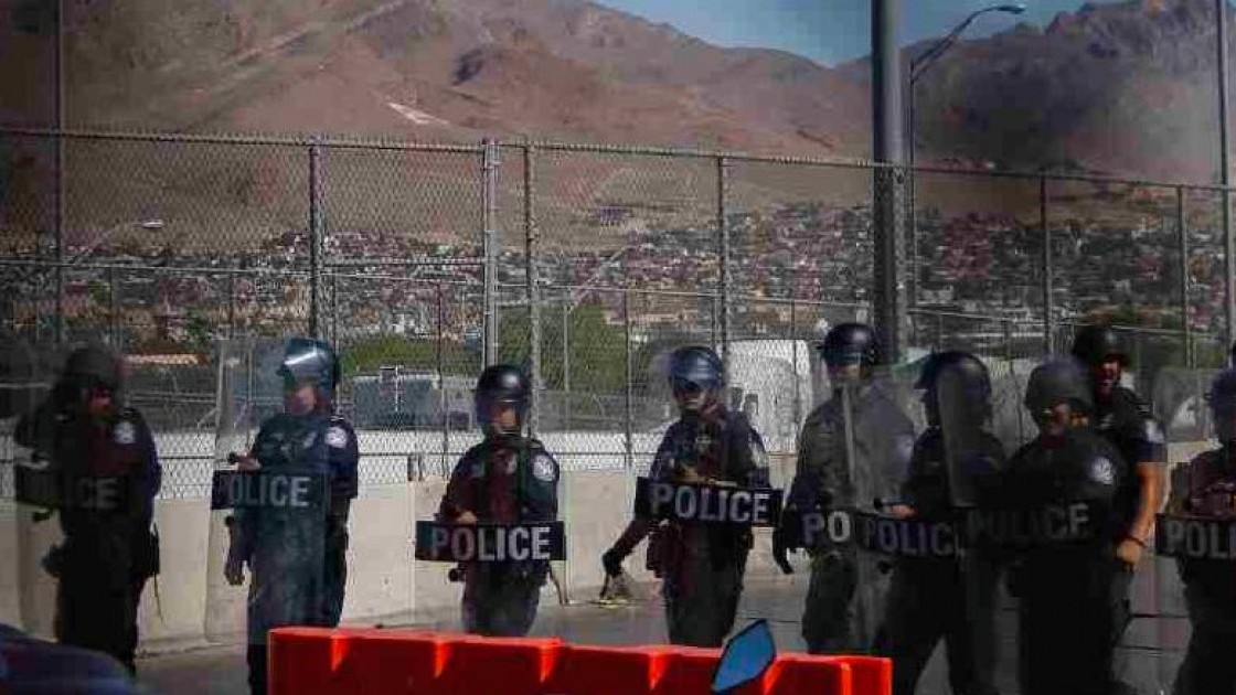 my dieu 1500 quan den bien gioi trien khai lenh cua tong thong trump doa truy to hinh su nhung ai can buoc kiem soat nhap cu