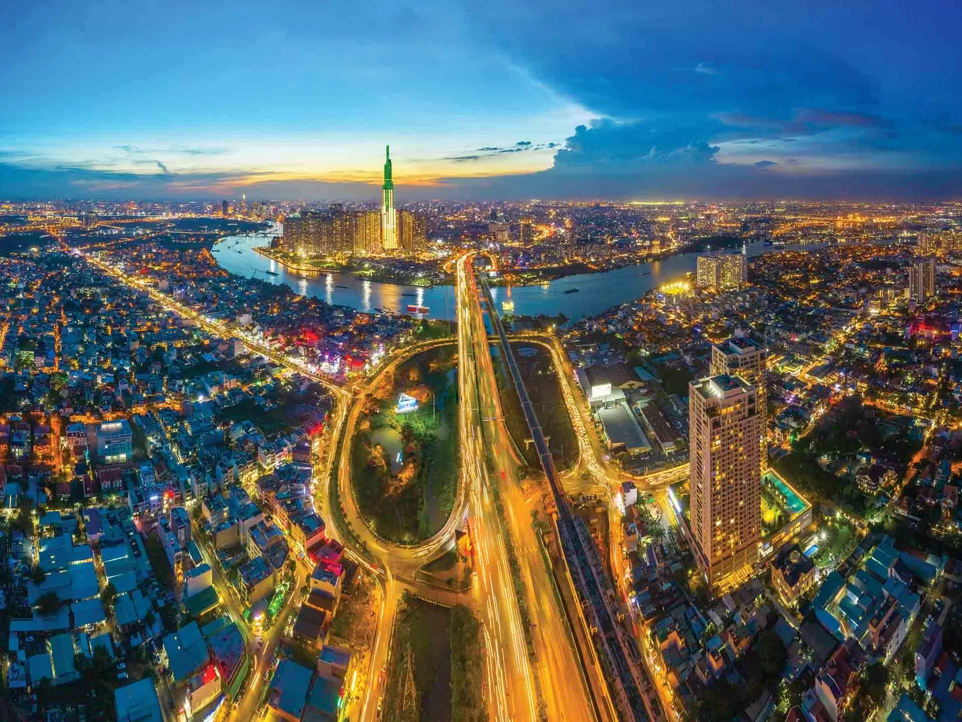 Hiện nay, quy mô nền kinh tế Việt Nam đứng thứ 35 và thuộc nhóm 20 nước có quy mô thương mại hàng đầu thế giới.