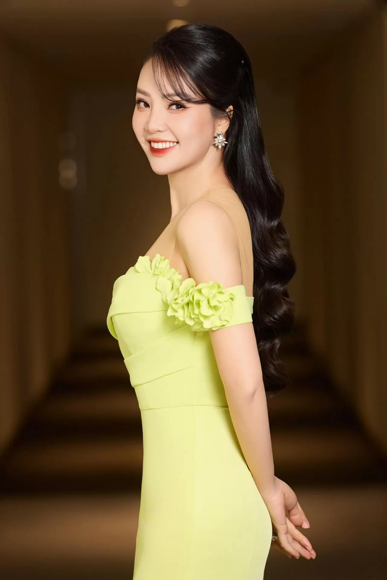 Á hậu Thụy Vân