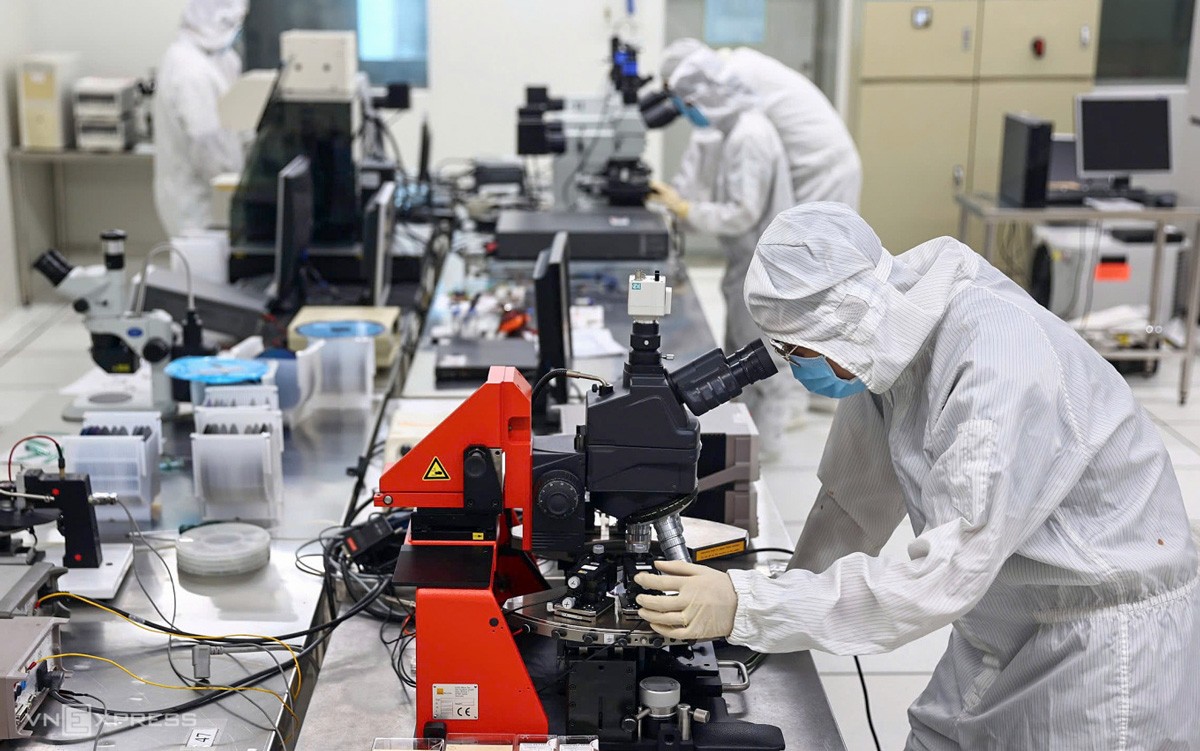 Khu vực kiểm định các linh kiện bán dẫn, Phòng thí nghiệm bán dẫn, Khu công nghệ cao TP. Hồ Chí Minh