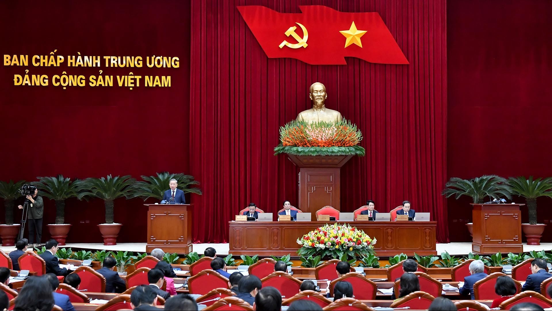 Khai mạc Hội nghị Ban Chấp hành Trung ương Đảng khóa XIII