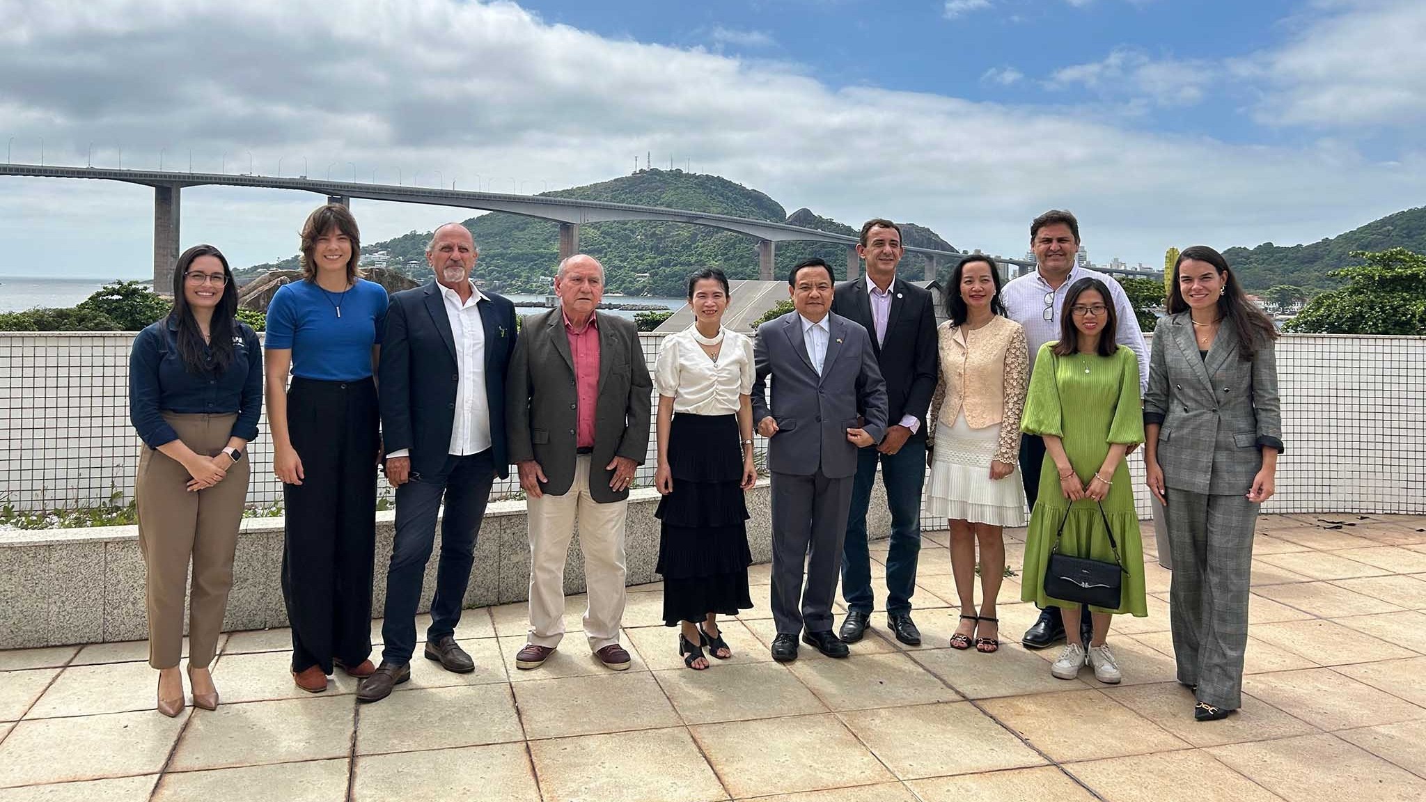 Đại sứ Bùi Văn Nghị thăm làm việc tại bang Espirito Santo: Vùng đất đầy tiềm năng