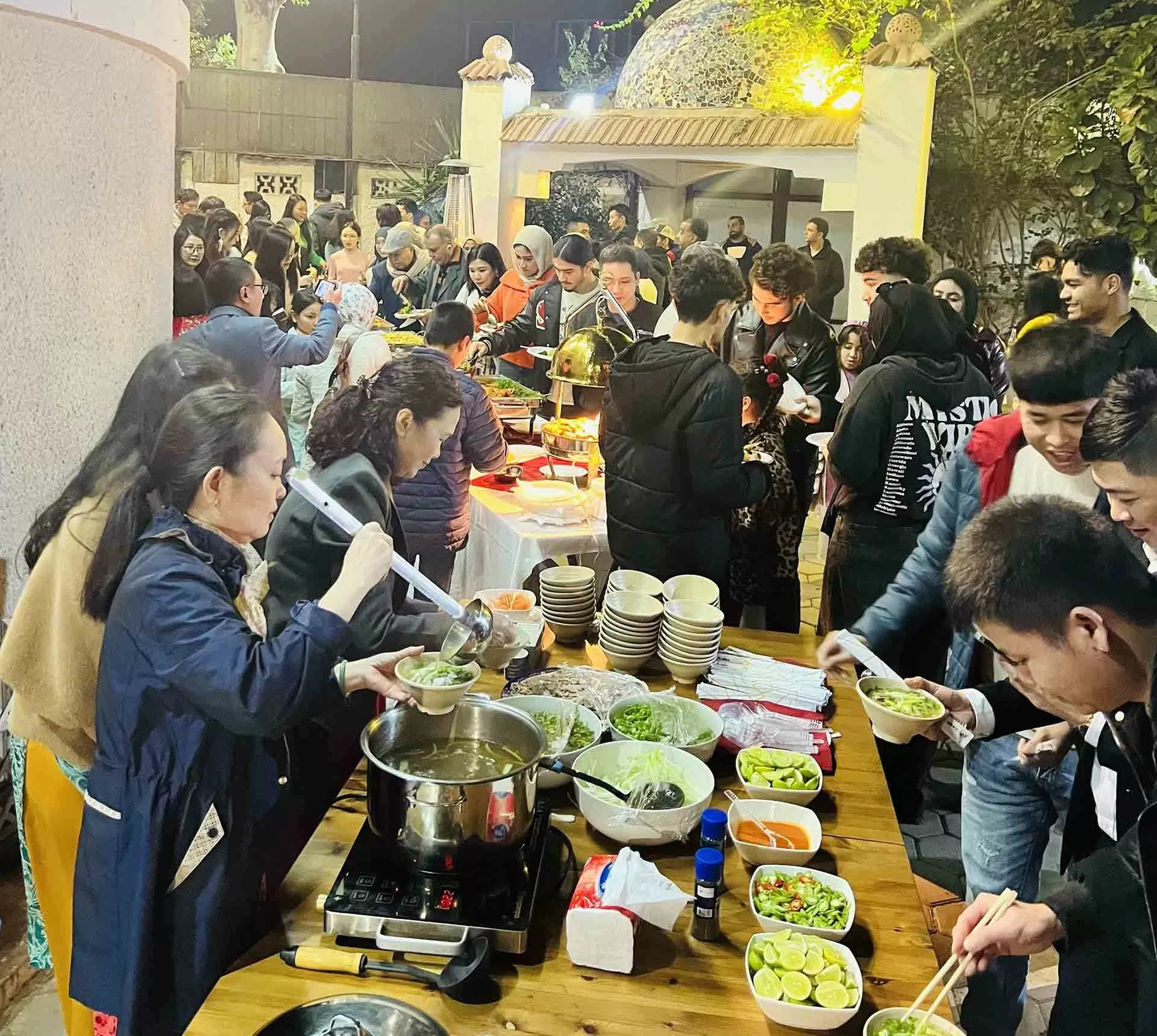 Đại sứ quán Việt Nam tại Ai Cập tổ chức đón Tết Ất Tỵ 2025