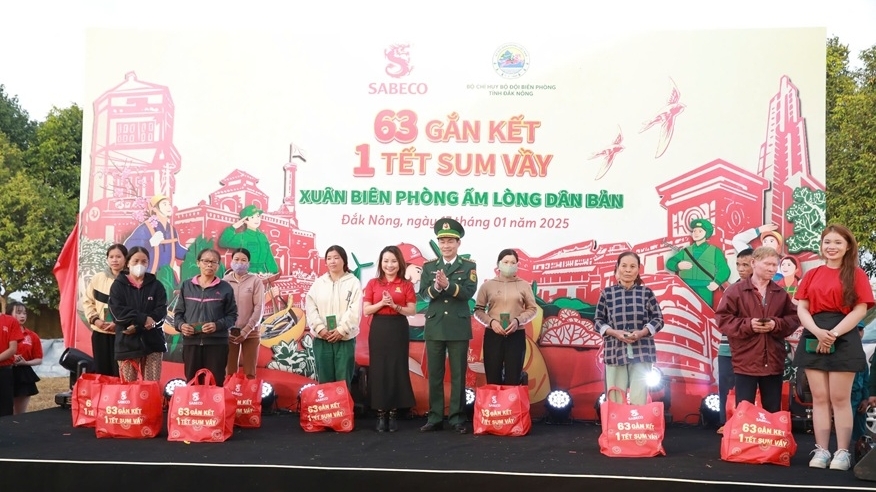 Mang yêu thương đến biên cương Đắk Nông