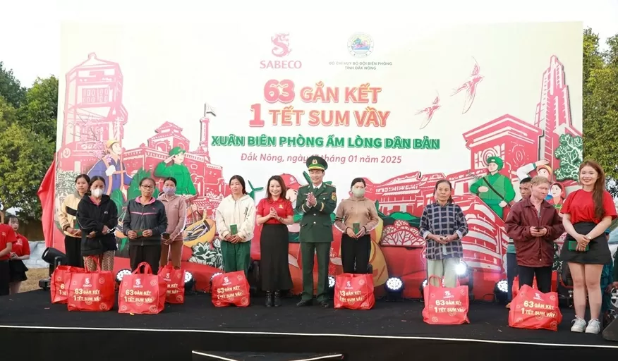 Mang yêu thương đến biên cương Đắk Nông